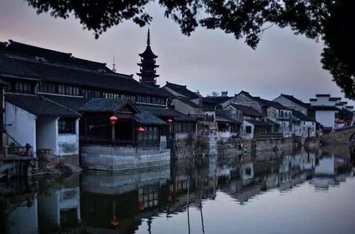 相关行业发起推进人工智能落地应用的倡议